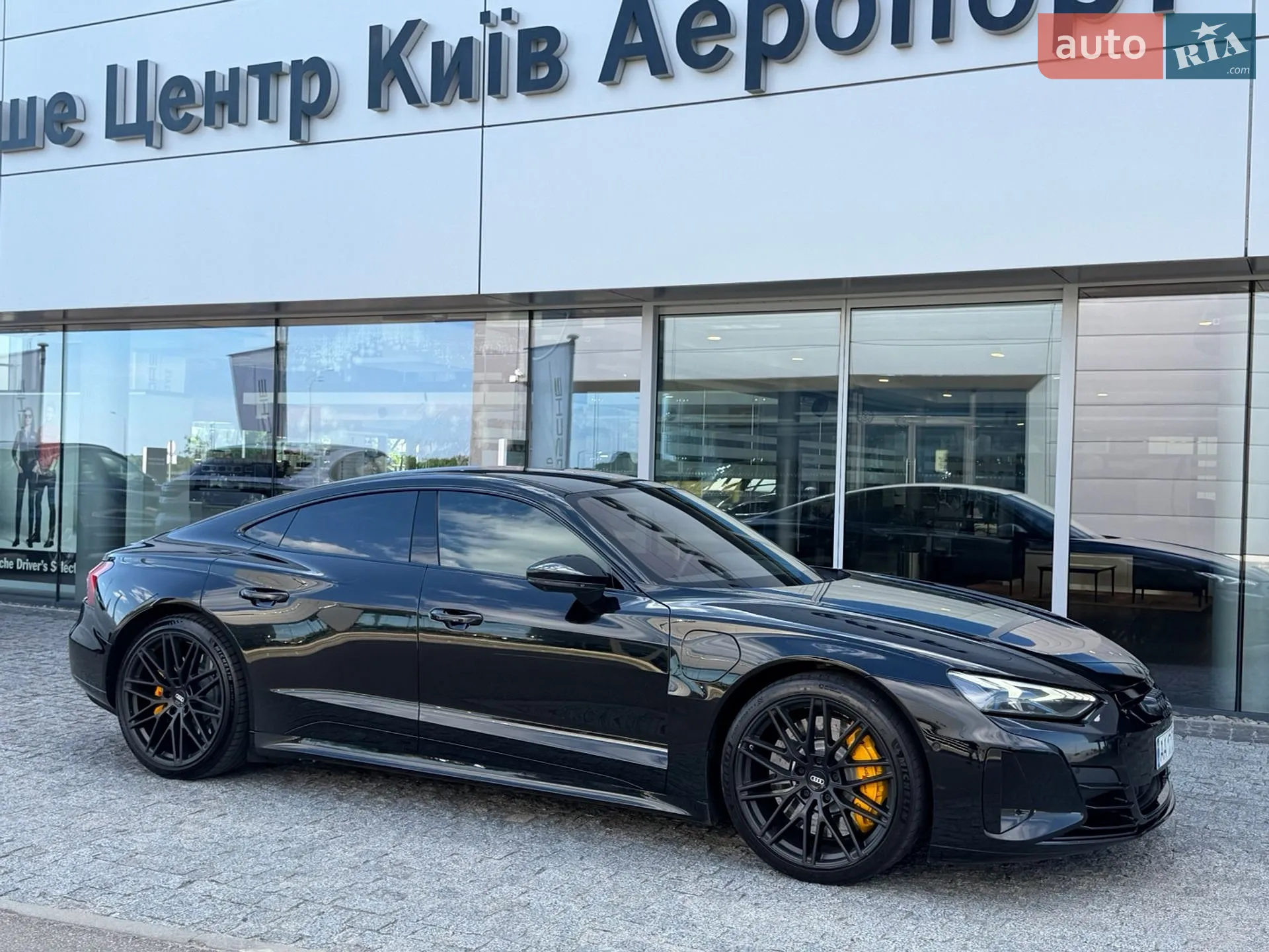 2022 Audi e-tron GT - фото 1