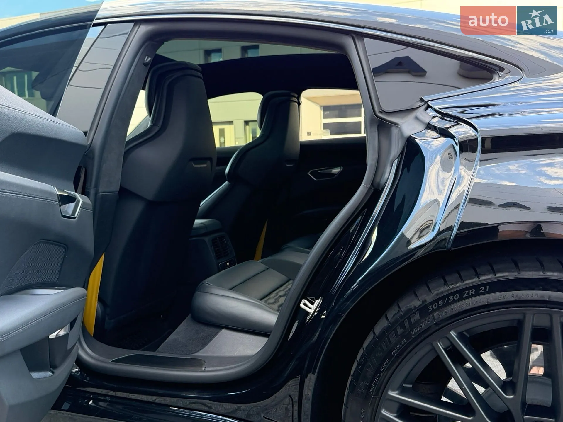 2022 Audi e-tron GT - мініатюра 17