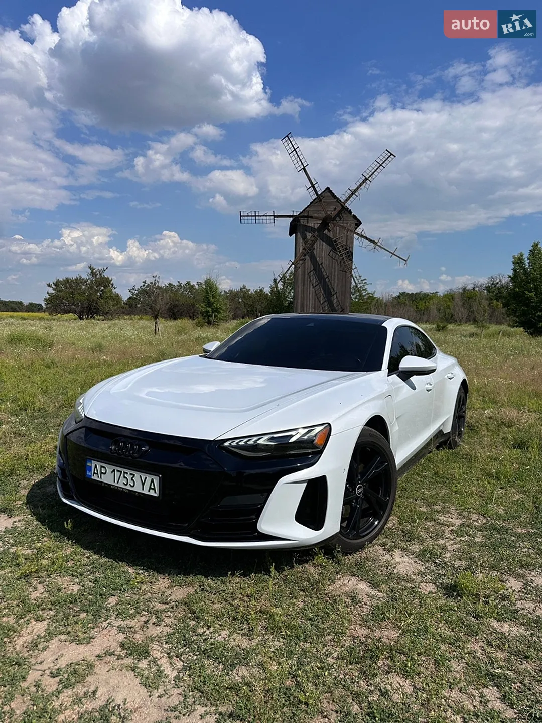2021 Audi e-tron GT - мініатюра 13