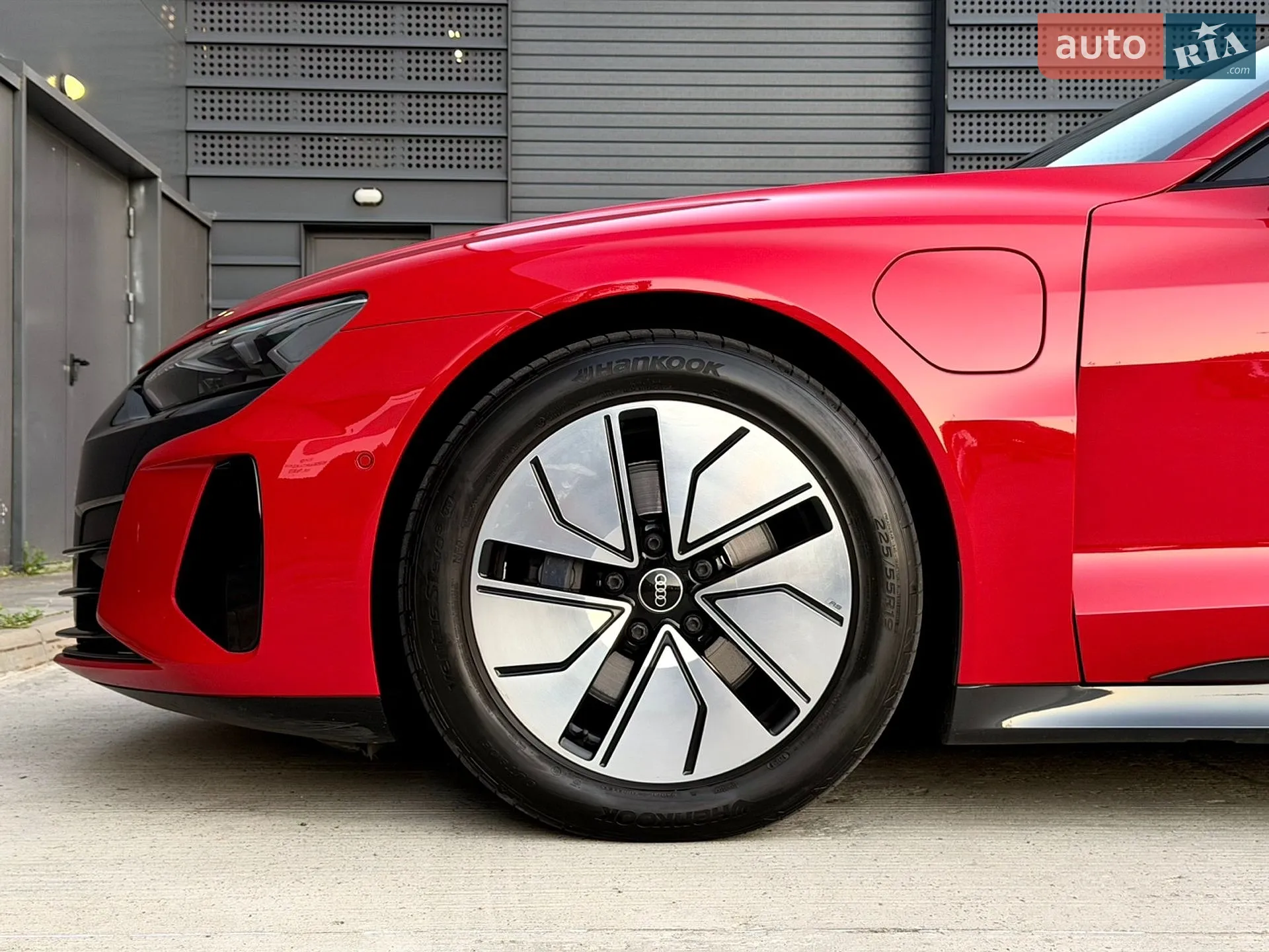 2021 Audi e-tron GT - мініатюра 21