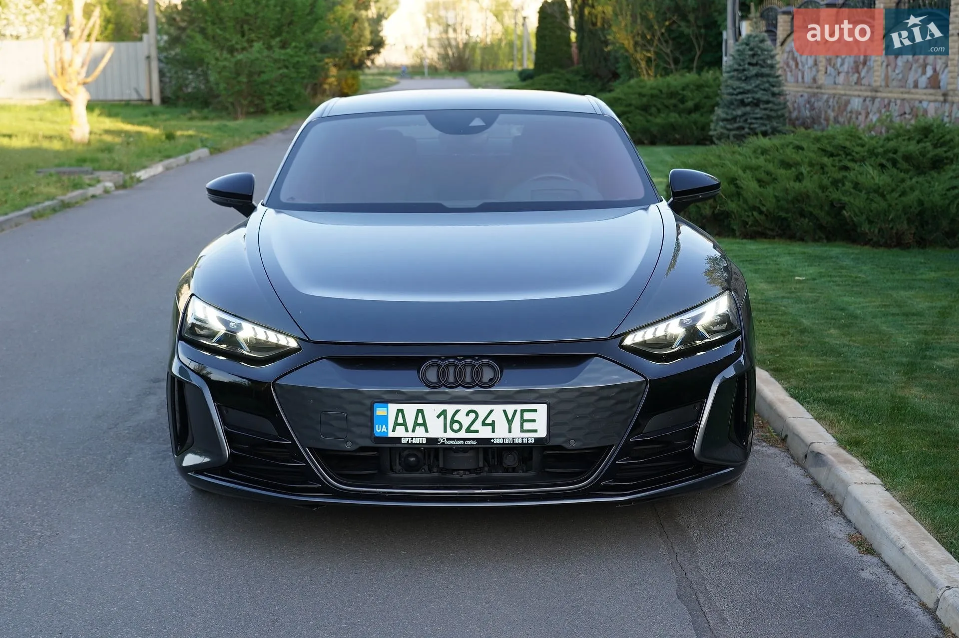 2022 Audi e-tron GT - мініатюра 4