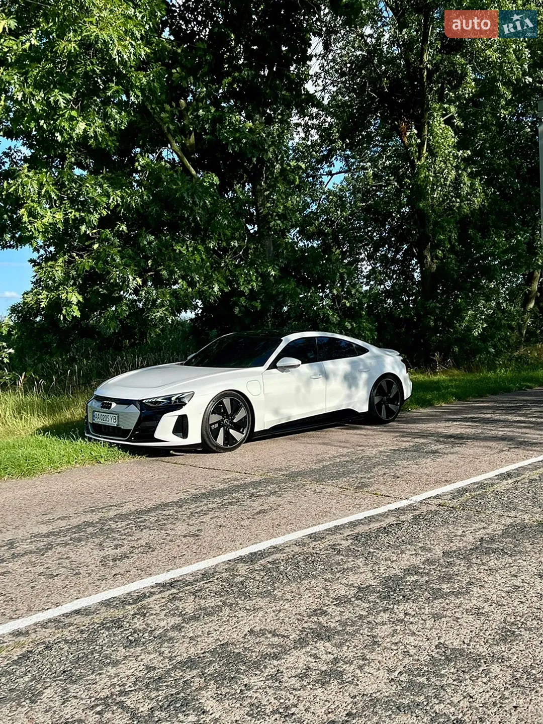 2021 Audi e-tron GT - фото 1