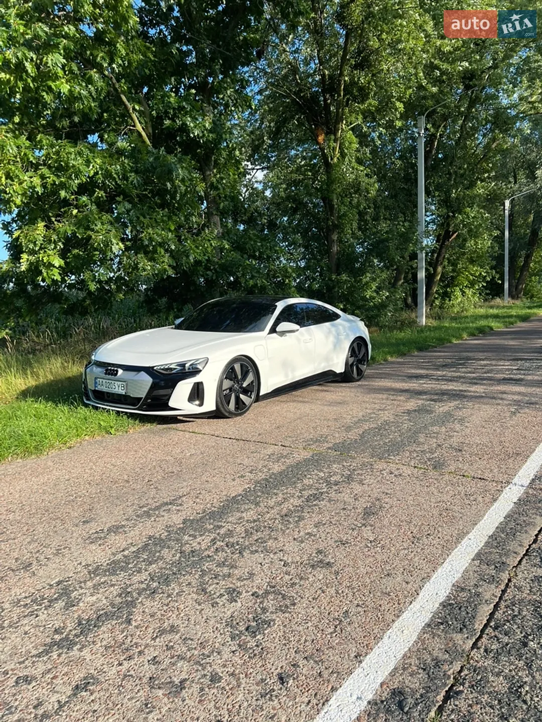 2021 Audi e-tron GT - мініатюра 9