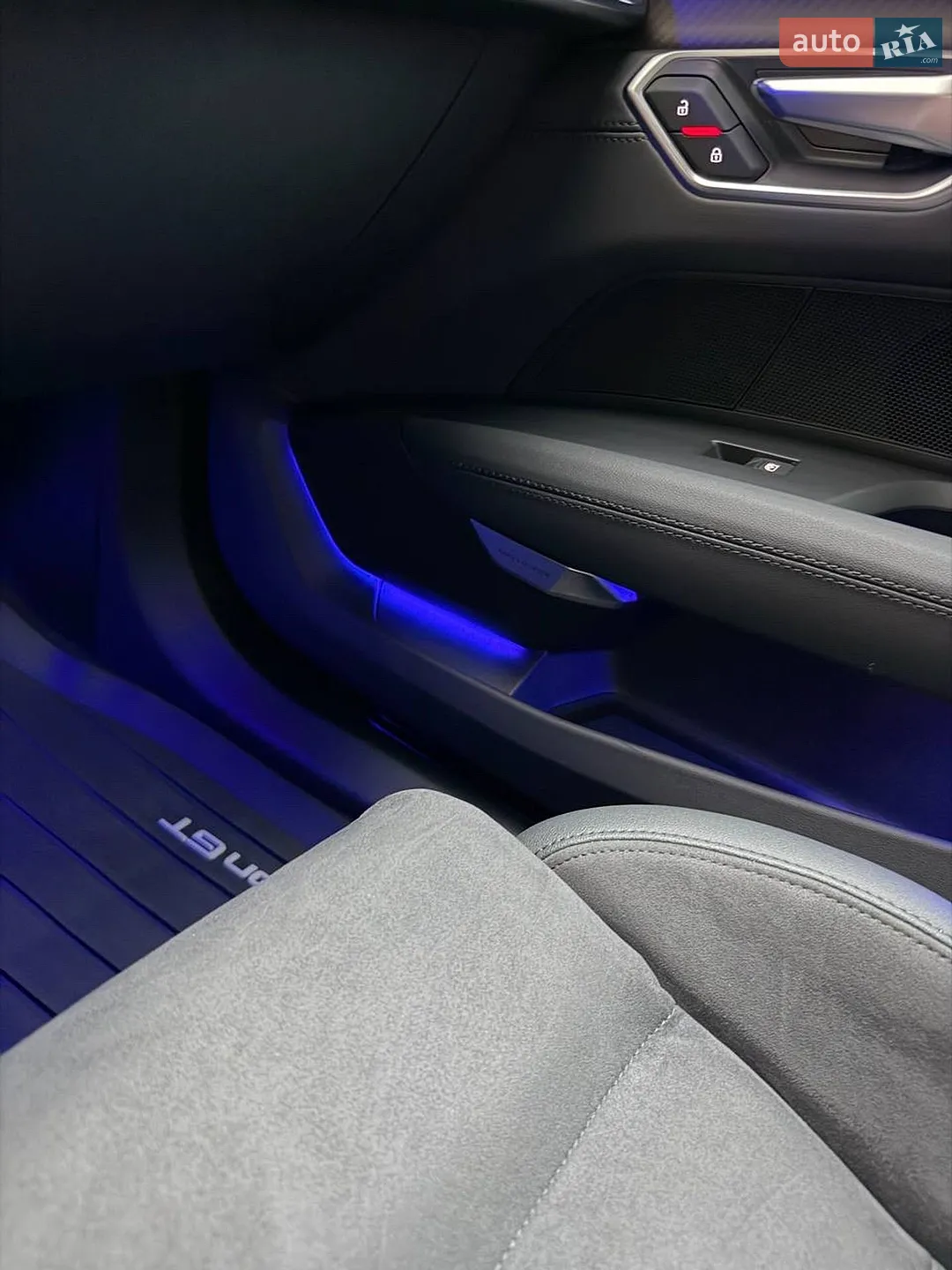 2023 Audi e-tron GT - мініатюра 39