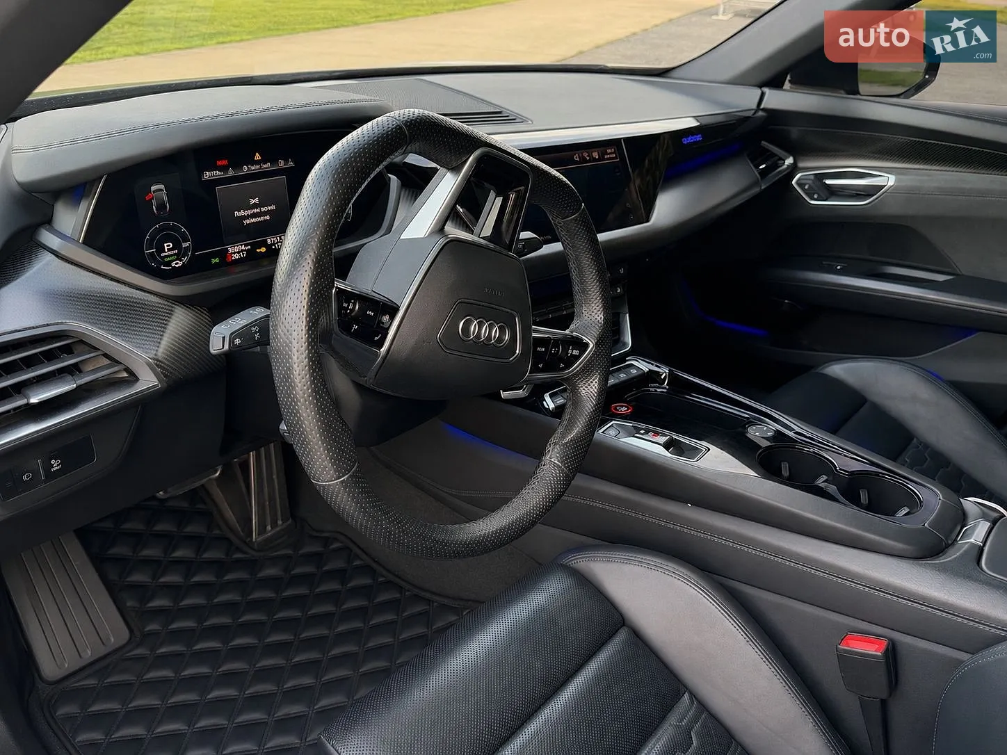 2021 Audi e-tron GT - мініатюра 14