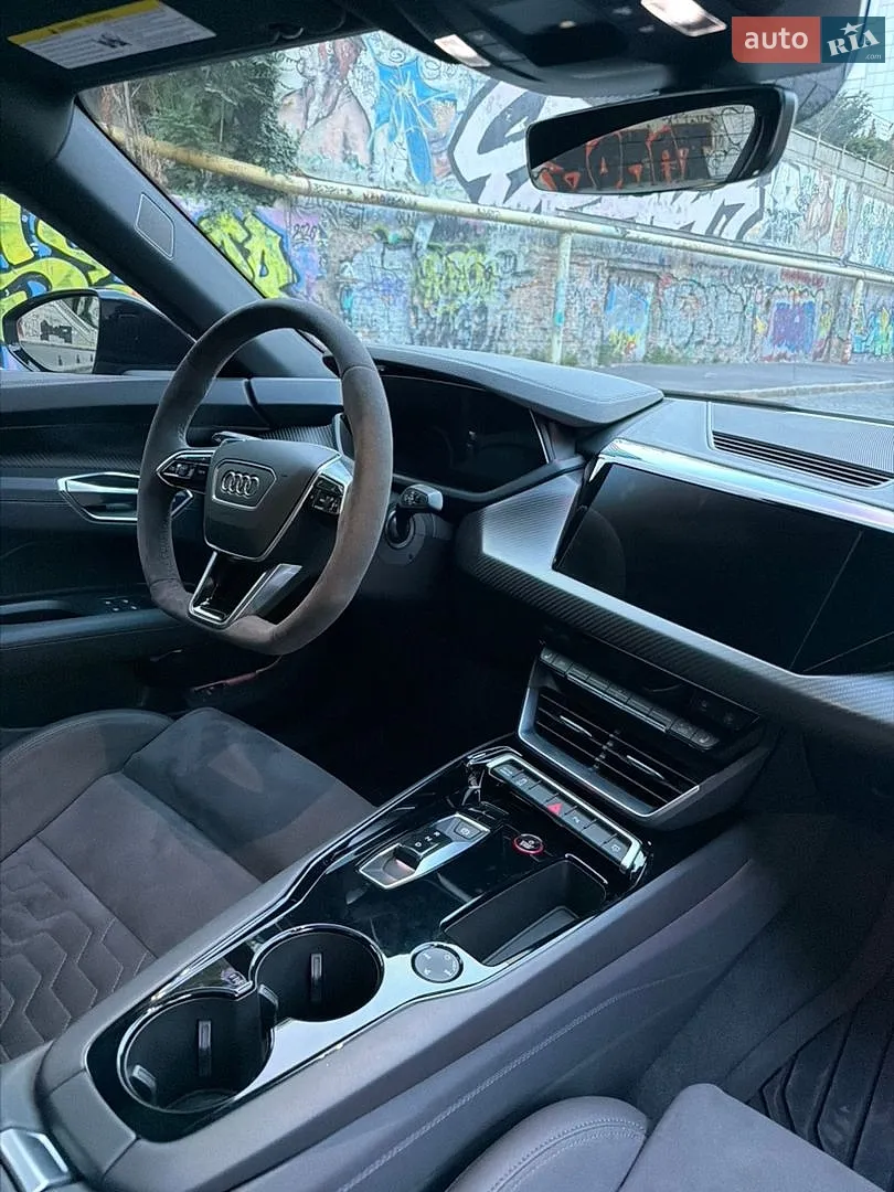 2023 Audi e-tron GT - мініатюра 14