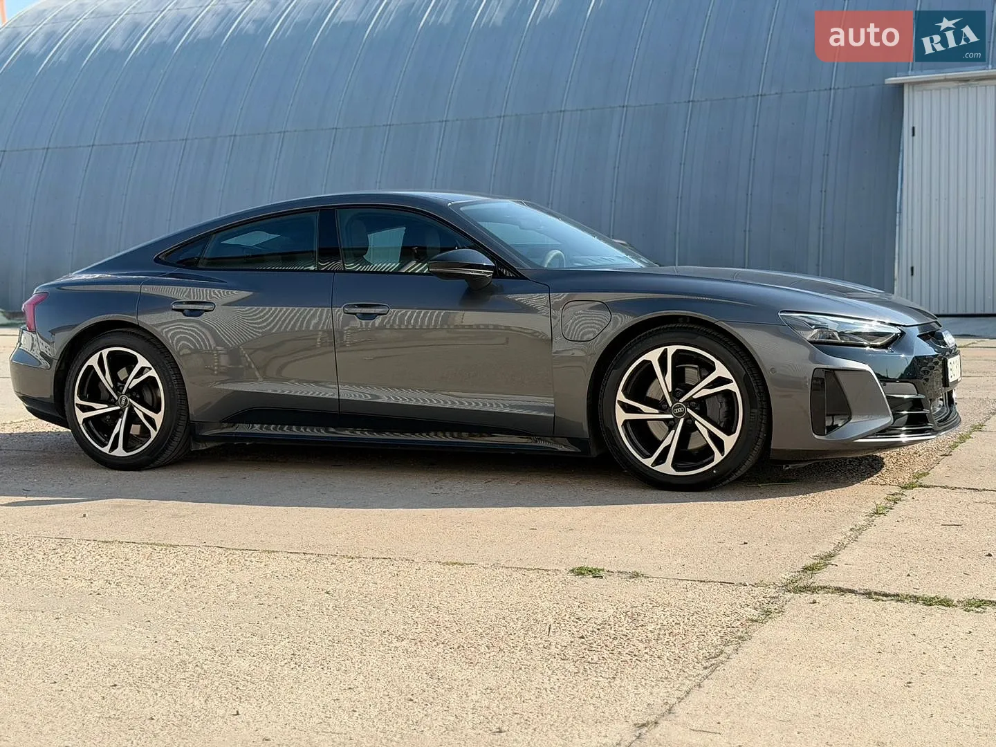 2021 Audi e-tron GT - мініатюра 5