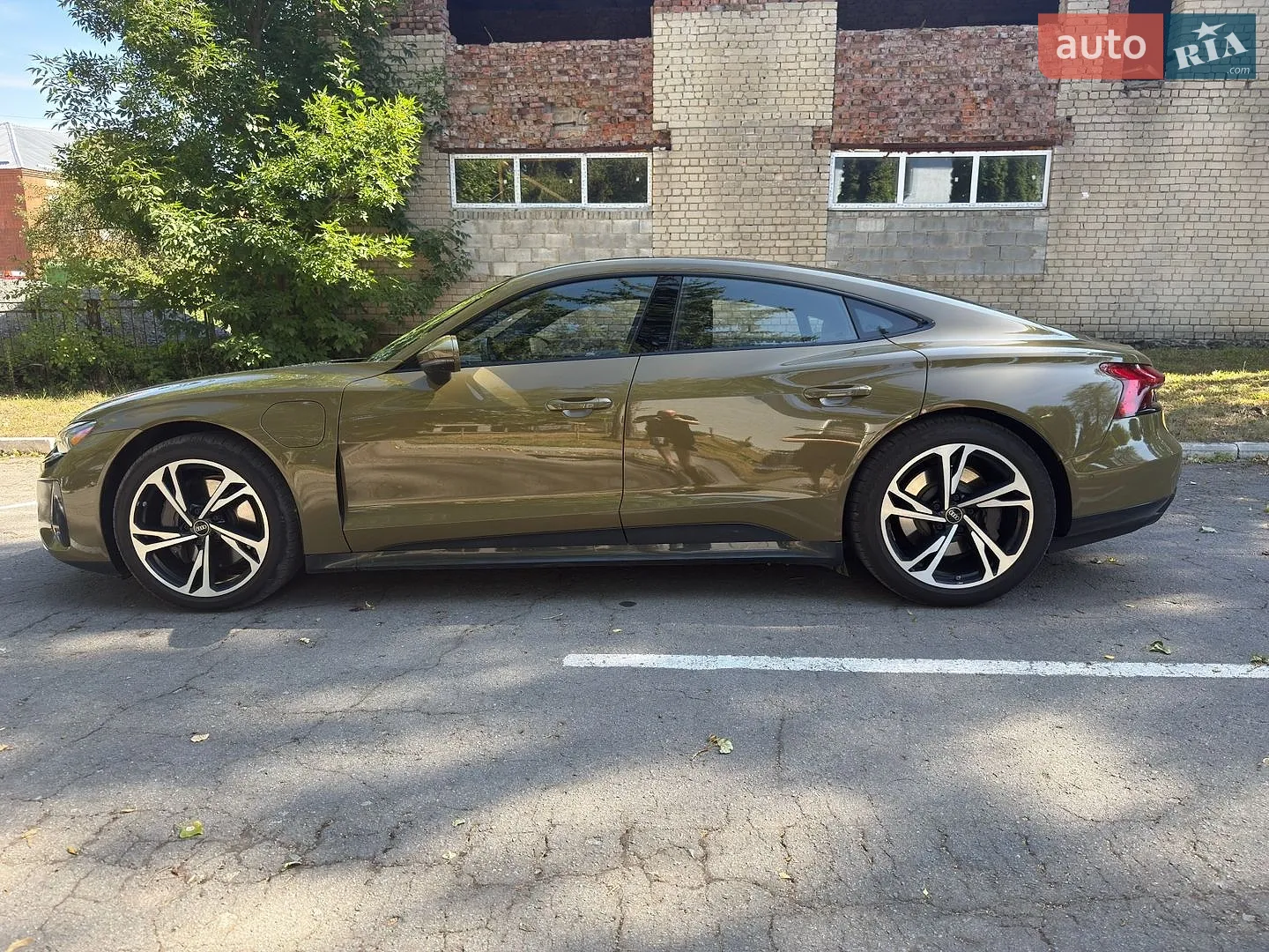 2022 Audi e-tron GT - мініатюра 3
