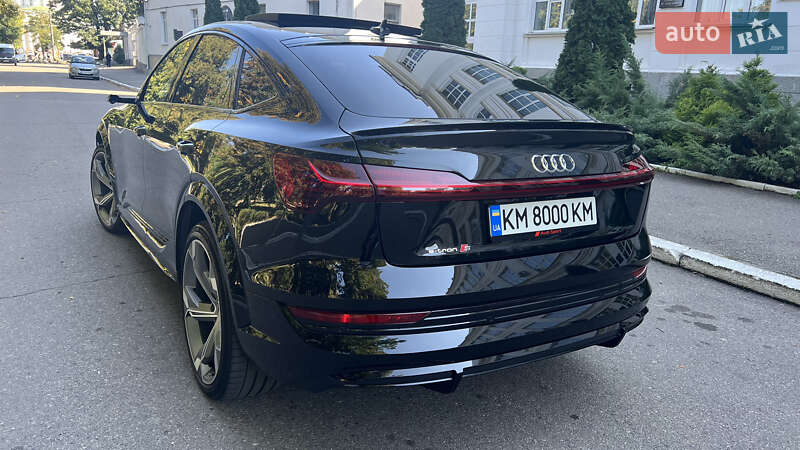Позашляховик / Кросовер Audi e-tron S Sportback 2021 в Києві