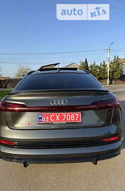 Внедорожник / Кроссовер Audi e-tron S Sportback 2022 в Киеве