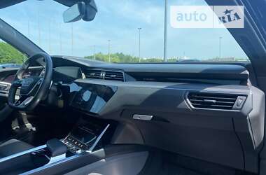 Позашляховик / Кросовер Audi e-tron S Sportback 2021 в Львові