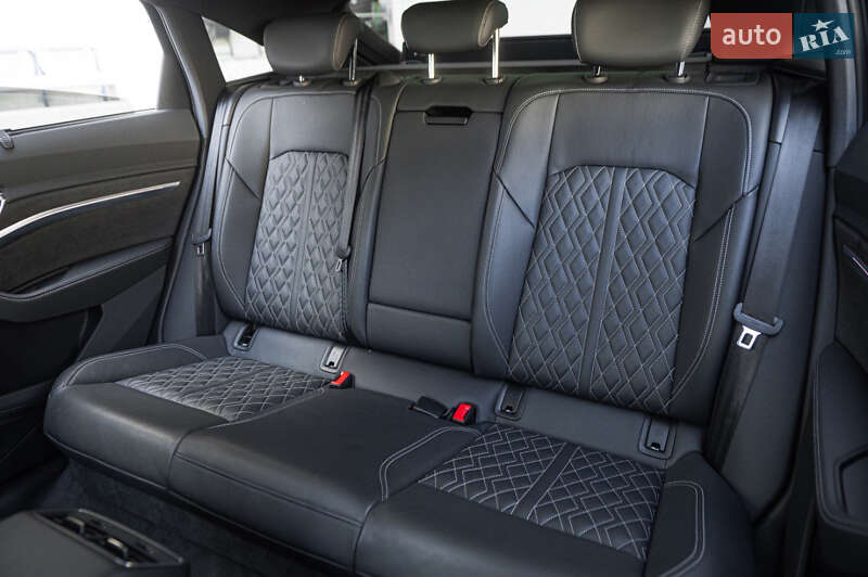 Позашляховик / Кросовер Audi e-tron S Sportback 2021 в Одесі