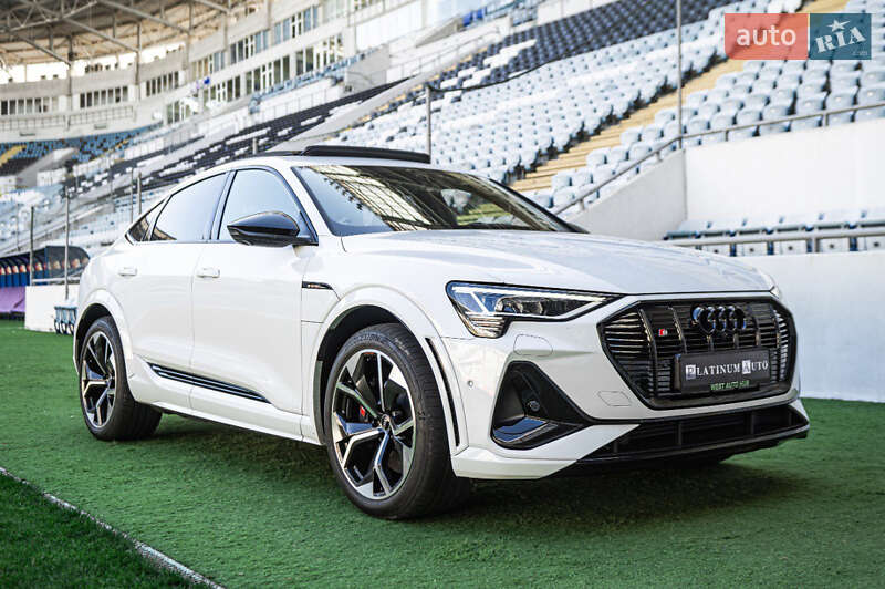Позашляховик / Кросовер Audi e-tron S Sportback 2021 в Одесі