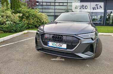 Позашляховик / Кросовер Audi e-tron S Sportback 2022 в Києві