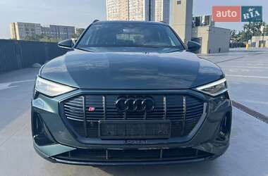 Позашляховик / Кросовер Audi e-tron S Sportback 2022 в Києві