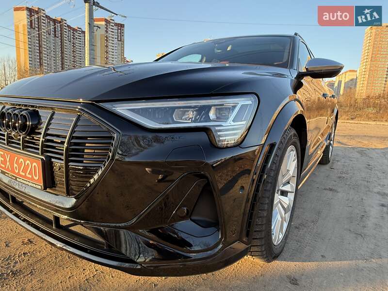 Позашляховик / Кросовер Audi e-tron S Sportback 2022 в Києві