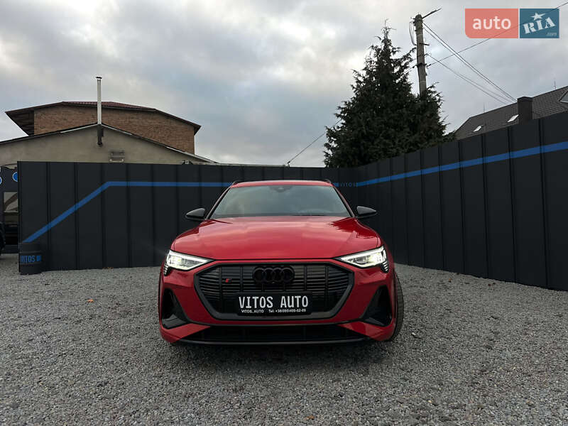 Позашляховик / Кросовер Audi e-tron S Sportback 2022 в Луцьку