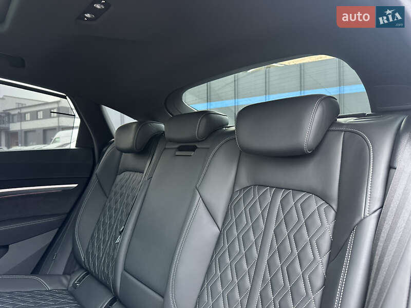 Позашляховик / Кросовер Audi e-tron S Sportback 2022 в Луцьку