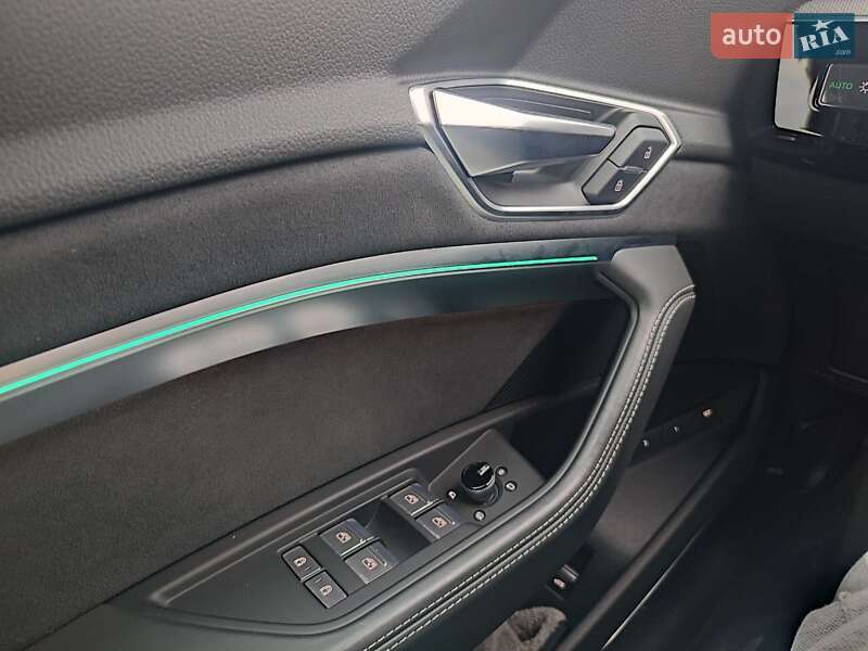 Внедорожник / Кроссовер Audi e-tron S Sportback 2022 в Киеве