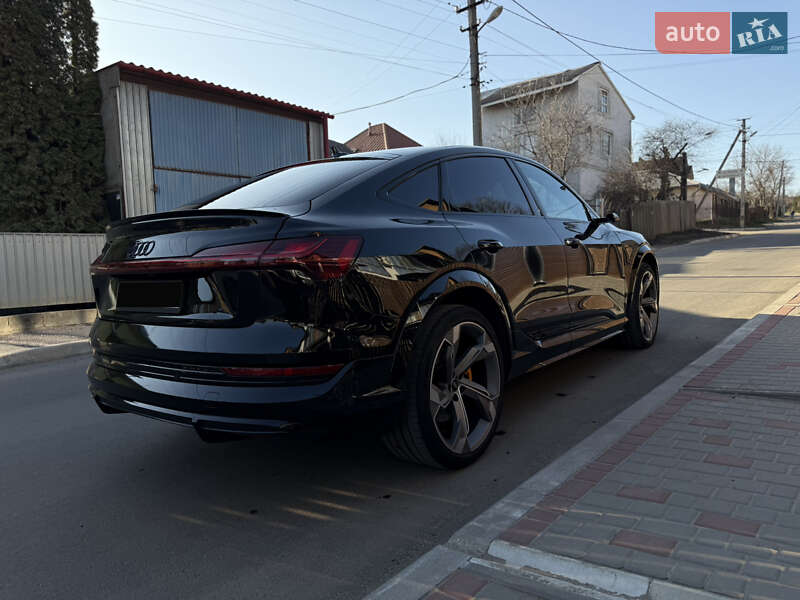 Внедорожник / Кроссовер Audi e-tron S Sportback 2022 в Черновцах