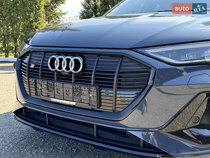 Позашляховик / Кросовер Audi e-tron S Sportback 2021 в Києві