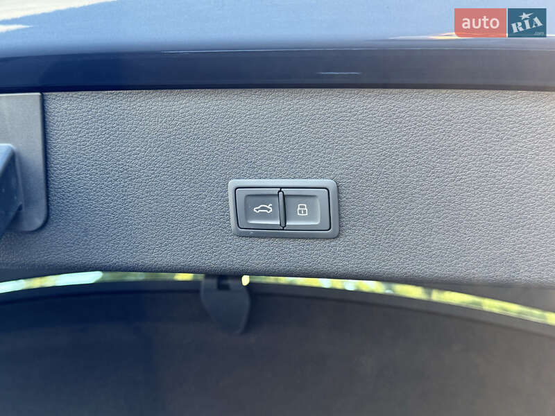 Позашляховик / Кросовер Audi e-tron S Sportback 2021 в Києві