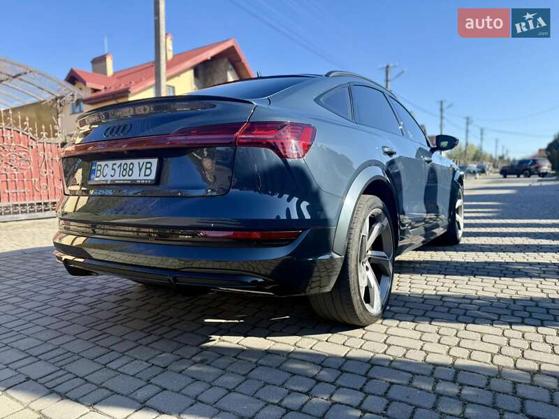 Позашляховик / Кросовер Audi e-tron S Sportback 2022 в Львові