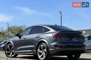 Внедорожник / Кроссовер Audi e-tron S Sportback 2022 в 