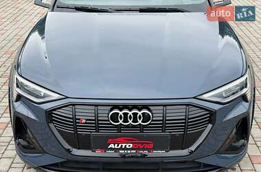 Позашляховик / Кросовер Audi e-tron S Sportback 2021 в 