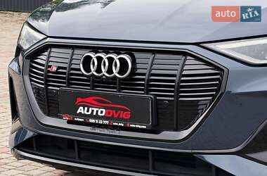 Позашляховик / Кросовер Audi e-tron S Sportback 2021 в 