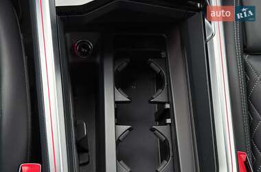 Позашляховик / Кросовер Audi e-tron S Sportback 2021 в 