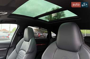 Позашляховик / Кросовер Audi e-tron S Sportback 2021 в 