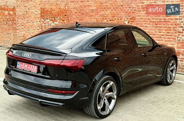 Позашляховик / Кросовер Audi e-tron S Sportback 2022 в 