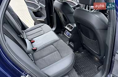 Позашляховик / Кросовер Audi e-tron S Sportback 2021 в 