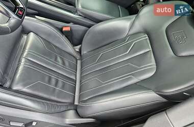 Позашляховик / Кросовер Audi e-tron S Sportback 2022 в 