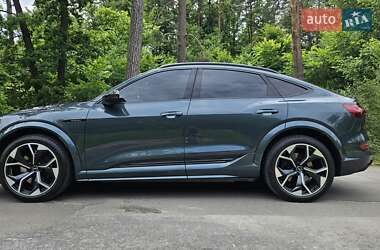 Позашляховик / Кросовер Audi e-tron S Sportback 2022 в 