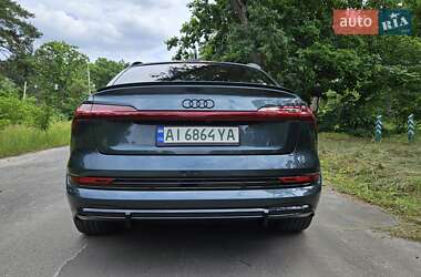Позашляховик / Кросовер Audi e-tron S Sportback 2022 в 