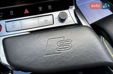 Позашляховик / Кросовер Audi e-tron S Sportback 2022 в 