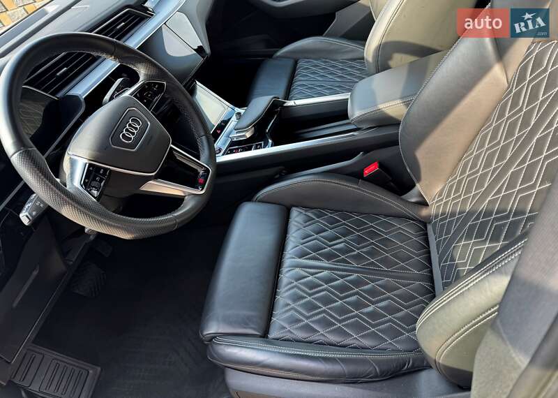 Позашляховик / Кросовер Audi e-tron S Sportback 2021 в Києві фото 22 Позашляховик / Кросовер Audi e-tron S Sportback 2021 в Києві
