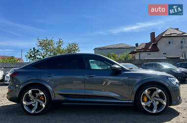 Внедорожник / Кроссовер Audi e-tron S Sportback 2022 в 