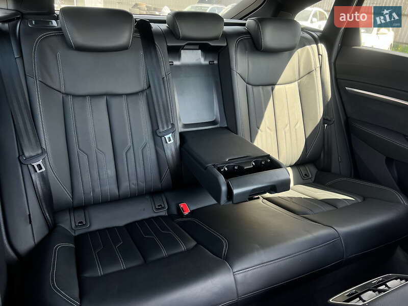 Внедорожник / Кроссовер Audi e-tron S Sportback 2022 в Луцке