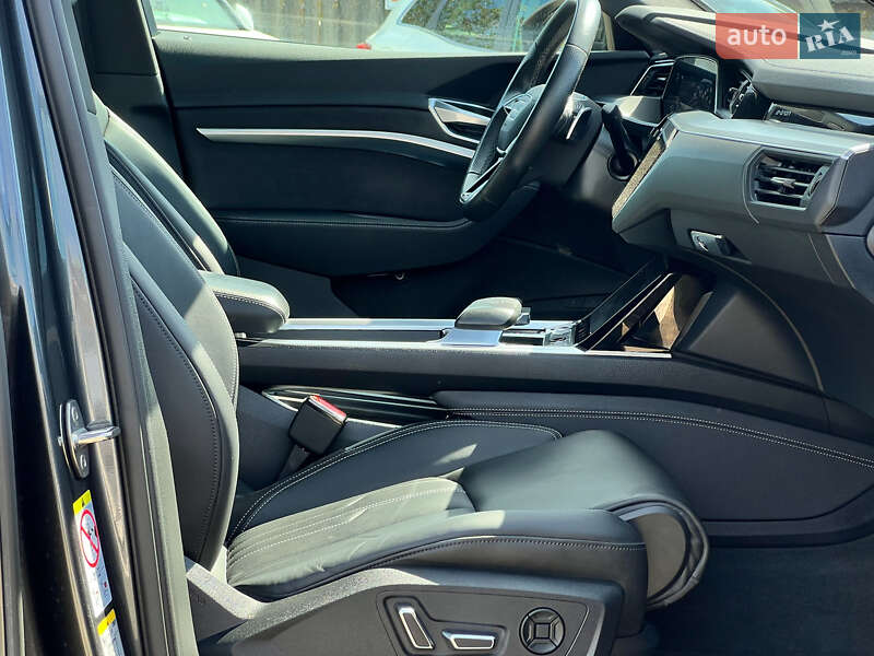 Внедорожник / Кроссовер Audi e-tron S Sportback 2022 в Луцке