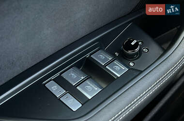 Внедорожник / Кроссовер Audi e-tron S Sportback 2022 в 