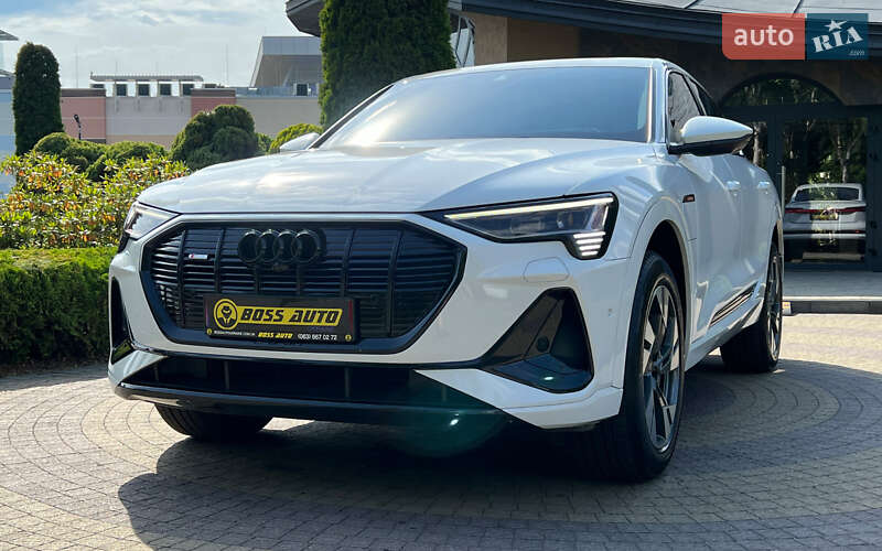 Позашляховик / Кросовер Audi e-tron S Sportback 2022 в Львові