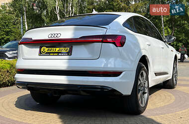 Внедорожник / Кроссовер Audi e-tron S Sportback 2022 в 