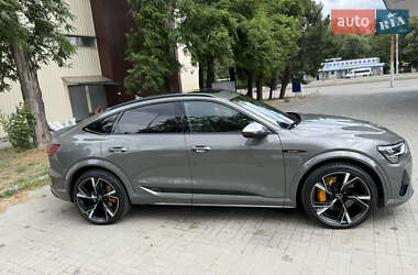 Внедорожник / Кроссовер Audi e-tron S Sportback 2022 в 