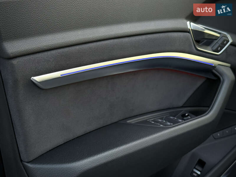 Внедорожник / Кроссовер Audi e-tron S Sportback 2022 в Луцке