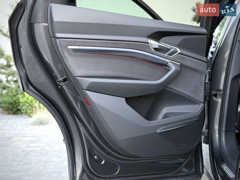 Внедорожник / Кроссовер Audi e-tron S Sportback 2022 в Луцке