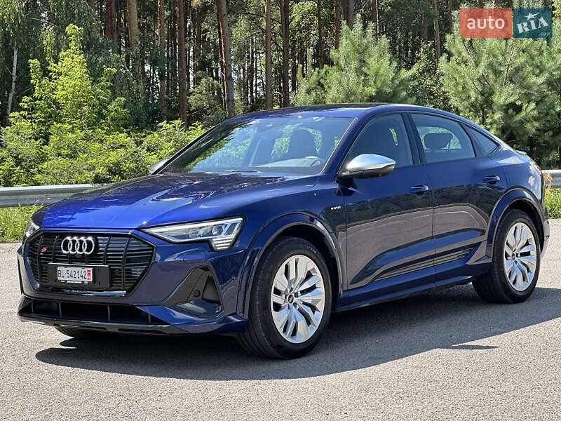 Позашляховик / Кросовер Audi e-tron S Sportback 2020 в Ковелі