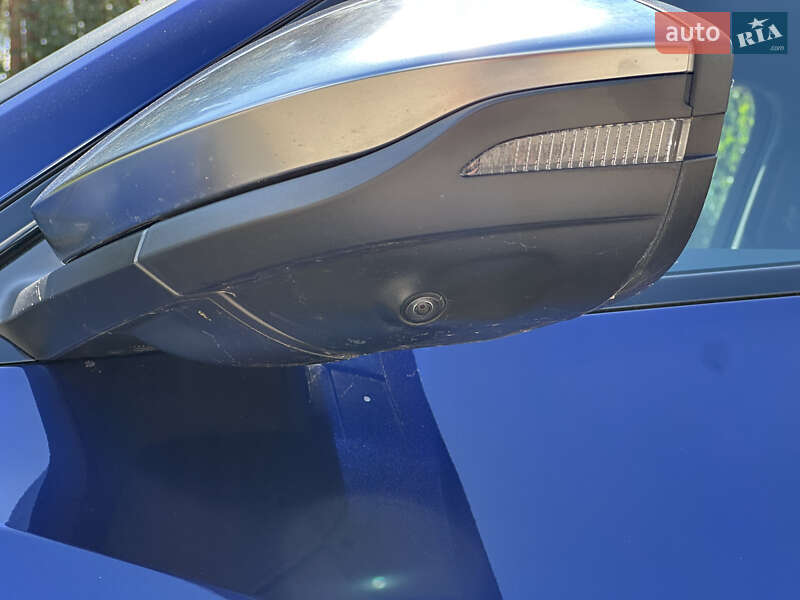 Позашляховик / Кросовер Audi e-tron S Sportback 2020 в Ковелі